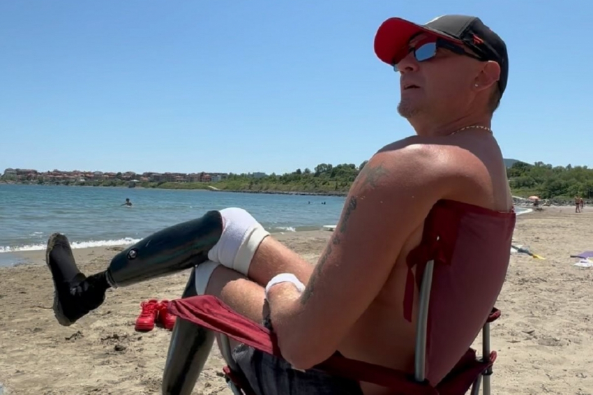 «Voice»: фигурист из РФ Костомаров снялся на фото с голым торсом на пляже